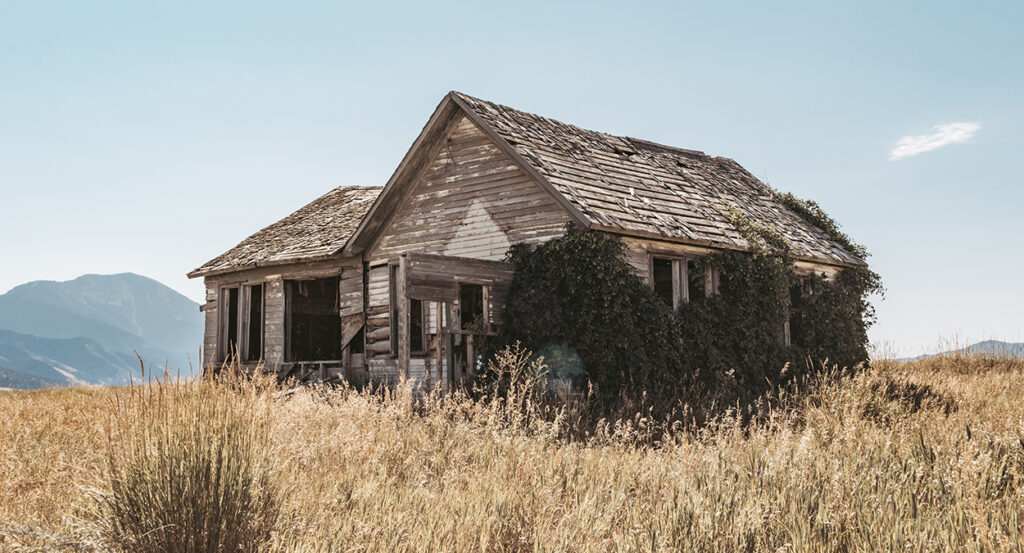 A barn in a rural setting