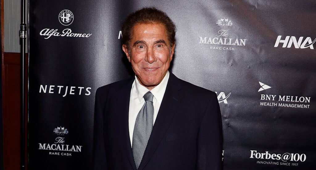 Steve Wynn in a suit smiling