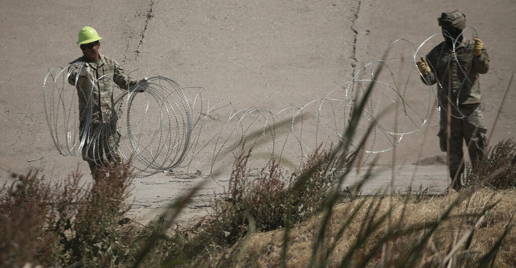 The Texas National Guard reinforces border